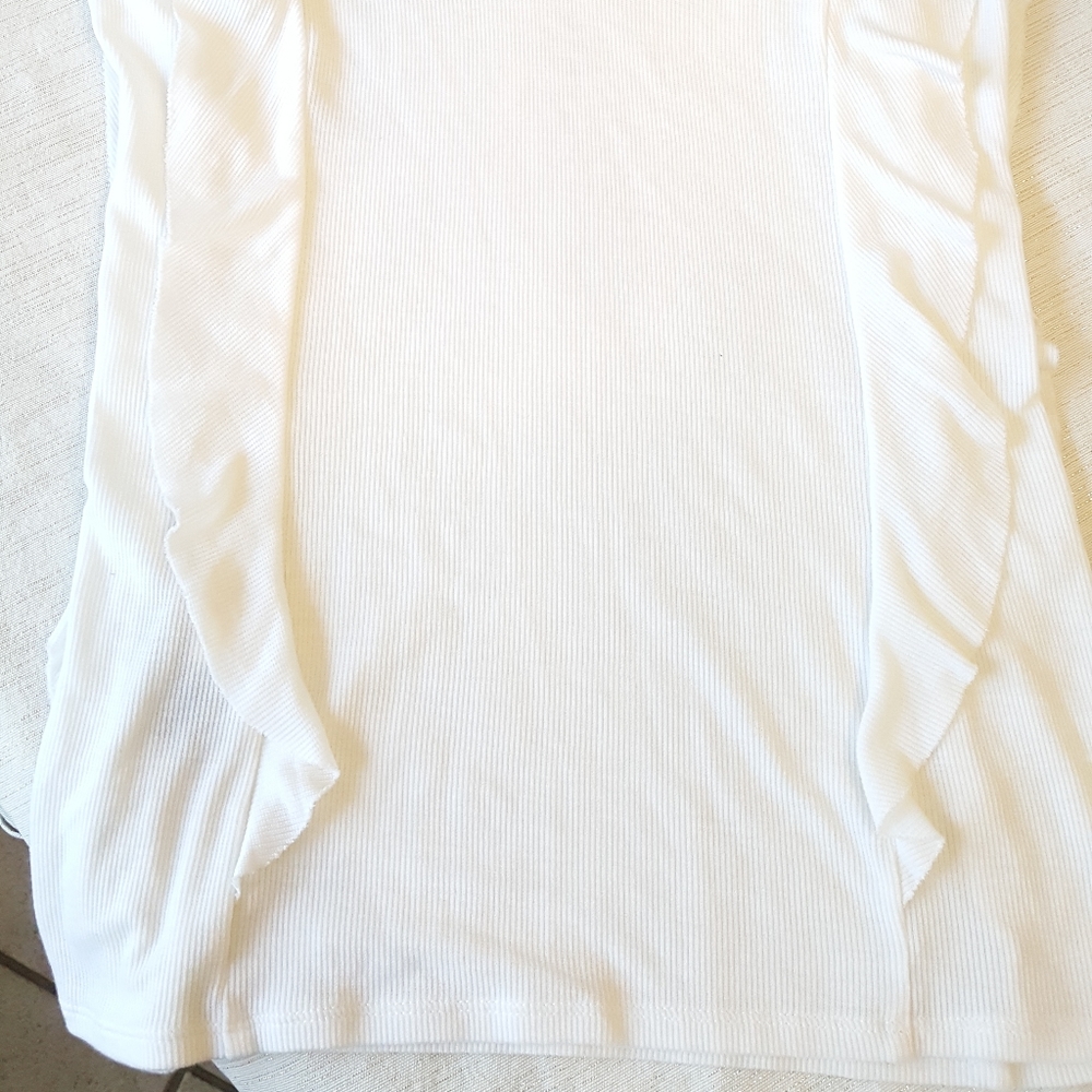 BCBG Off White Ribbed Blouse With Front & Back Ruffles - Picture 6 of 13